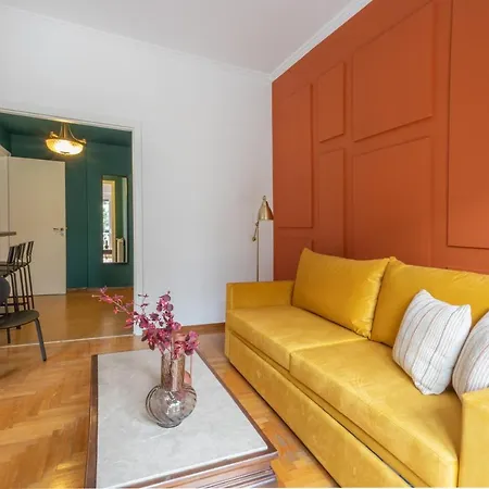 Spacious High-ceiling 2-bedroom By Acropolis Museum