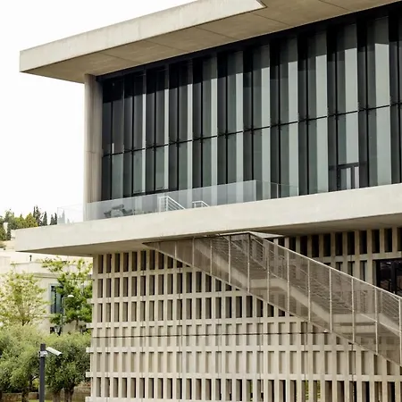Spacious High-ceiling 2-bedroom By Acropolis Museum * Atena