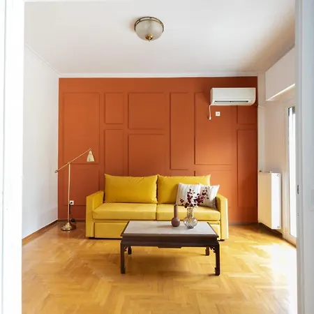 Spacious High-ceiling 2-bedroom By Acropolis Museum