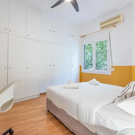Spacious High-ceiling 2-bedroom By Acropolis Museum Apartament *